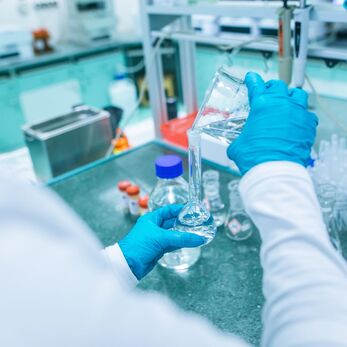 Giải pháp lọc nước cho nhà máy sản xuất mỹ phẩm, dược phẩm